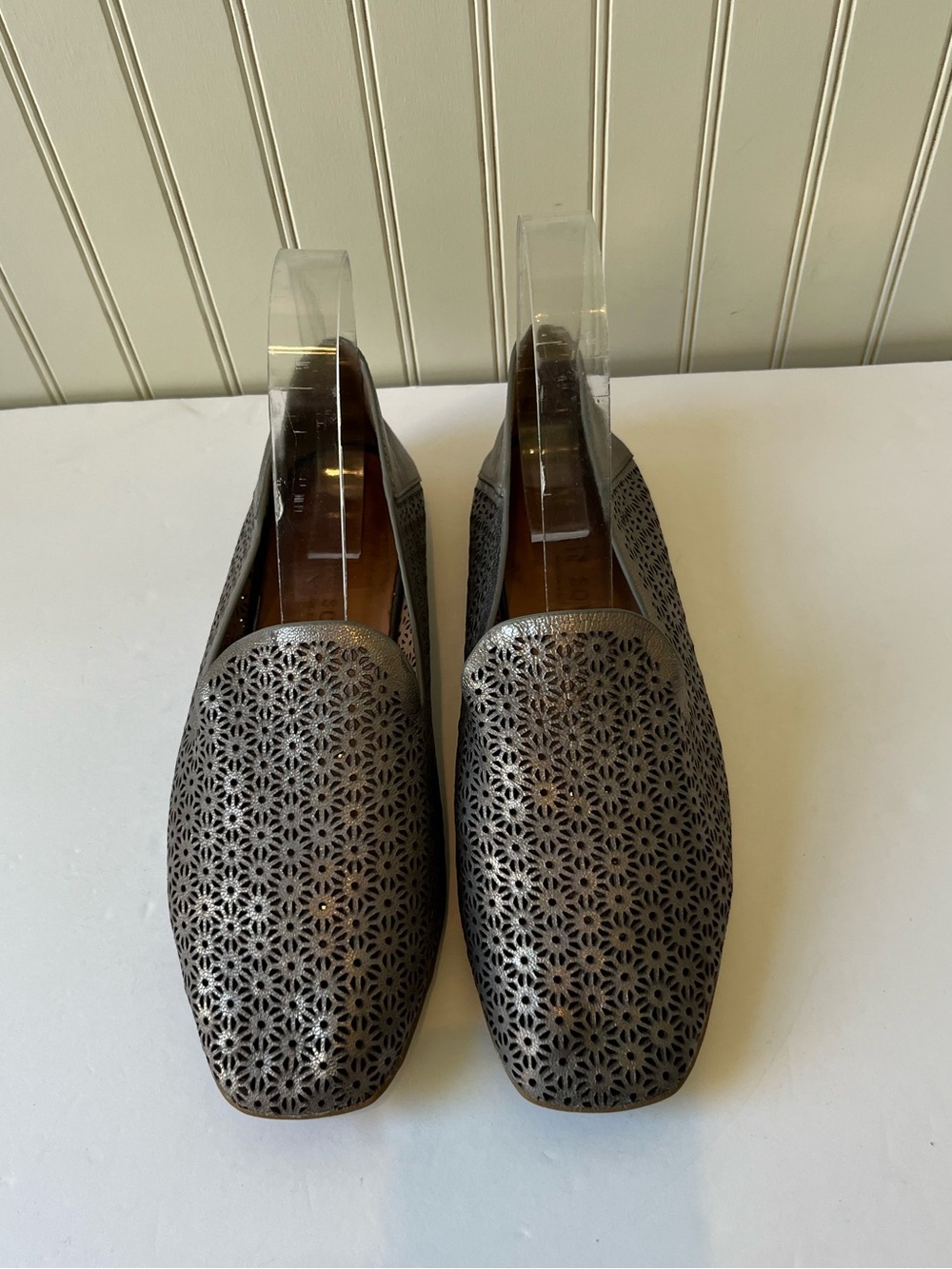 GENTLE SOULS BY KENNETH COLE ERIN SMOKING SLIPPERS | PEWTER | 8 | LEATHER | NEW